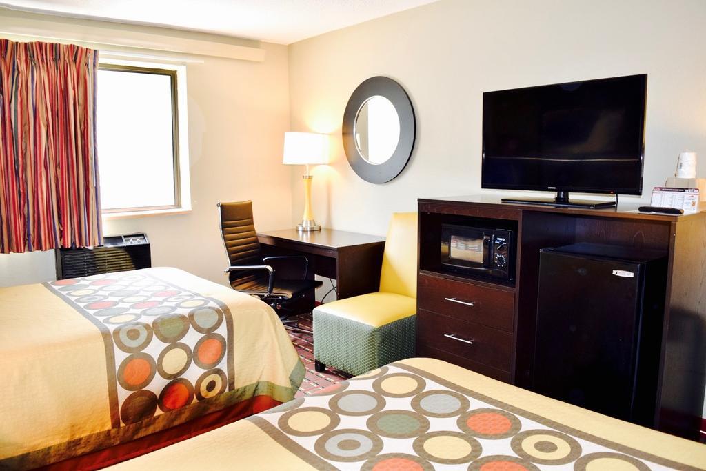 Super 8 By Wyndham Homewood Birmingham Area Eksteriør bilde